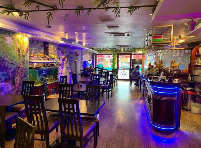 group dining hanoi pho 29102020030509 768x567