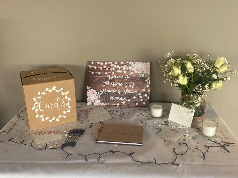 guestbooktableweddingsetup 768x576