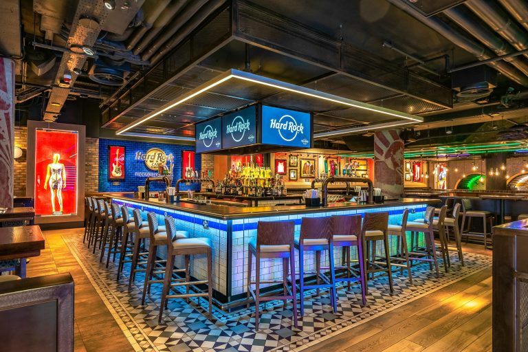hard rock cafe piccadilly bar area 1 16102023114458 scaled 768x512