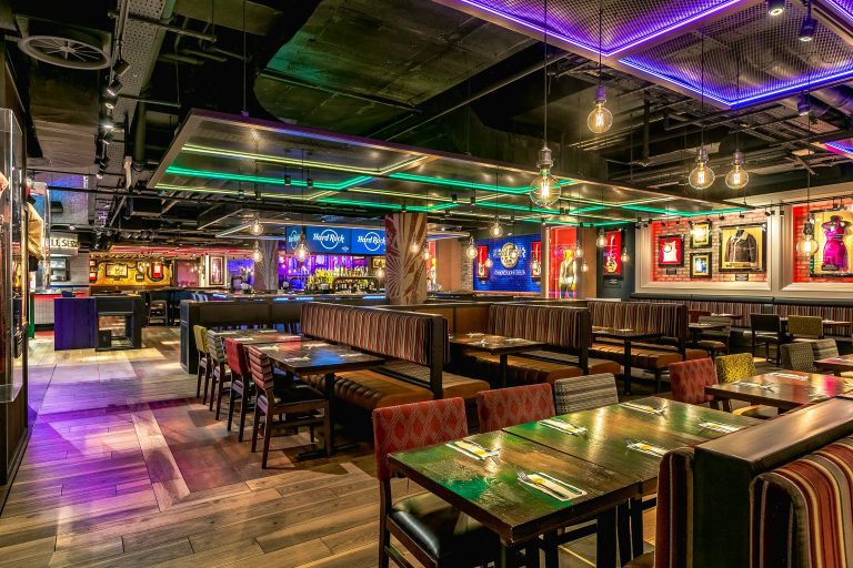 hard rock cafe piccadilly lower ground floor 1 16102023114515 768x512