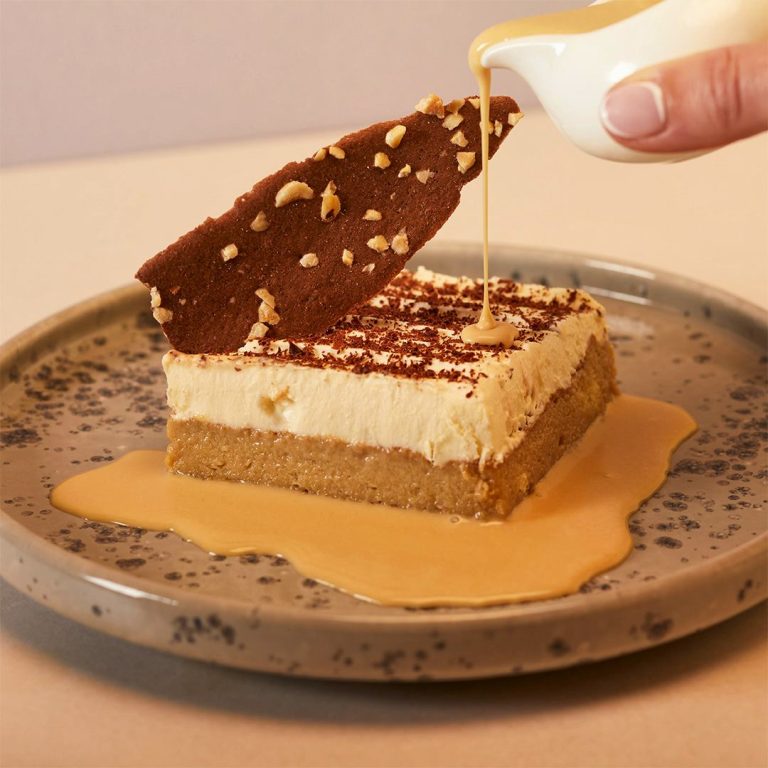 heavenly desserts coventry cake 05072022104401 768x768