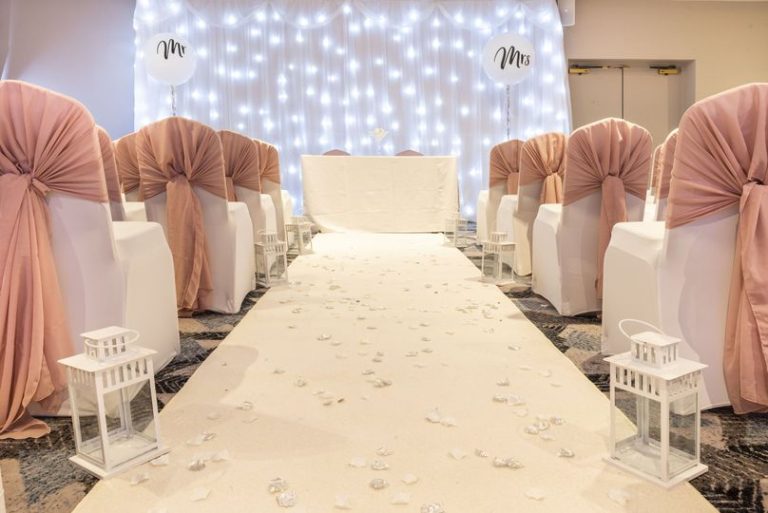 holiday inn 20190724101218309 768x513