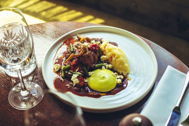 hunters moon 1209 26032024094946 1 768x512