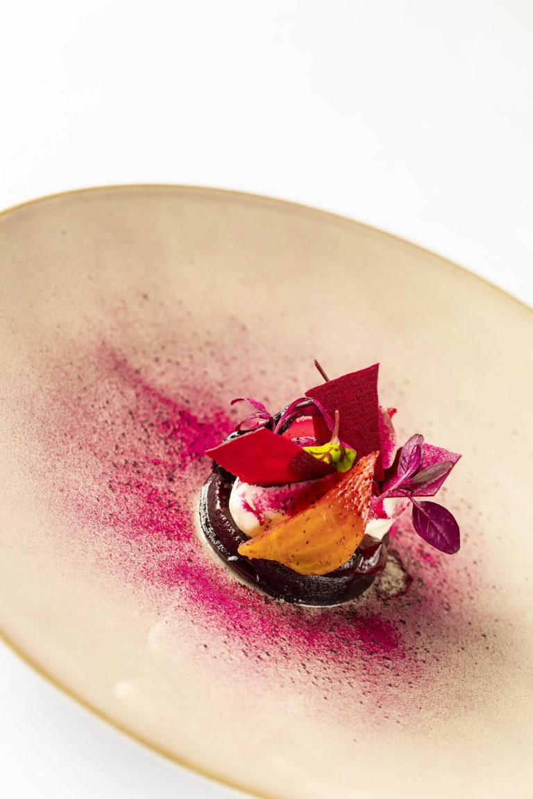 img 0690 26032024112002 768x1151