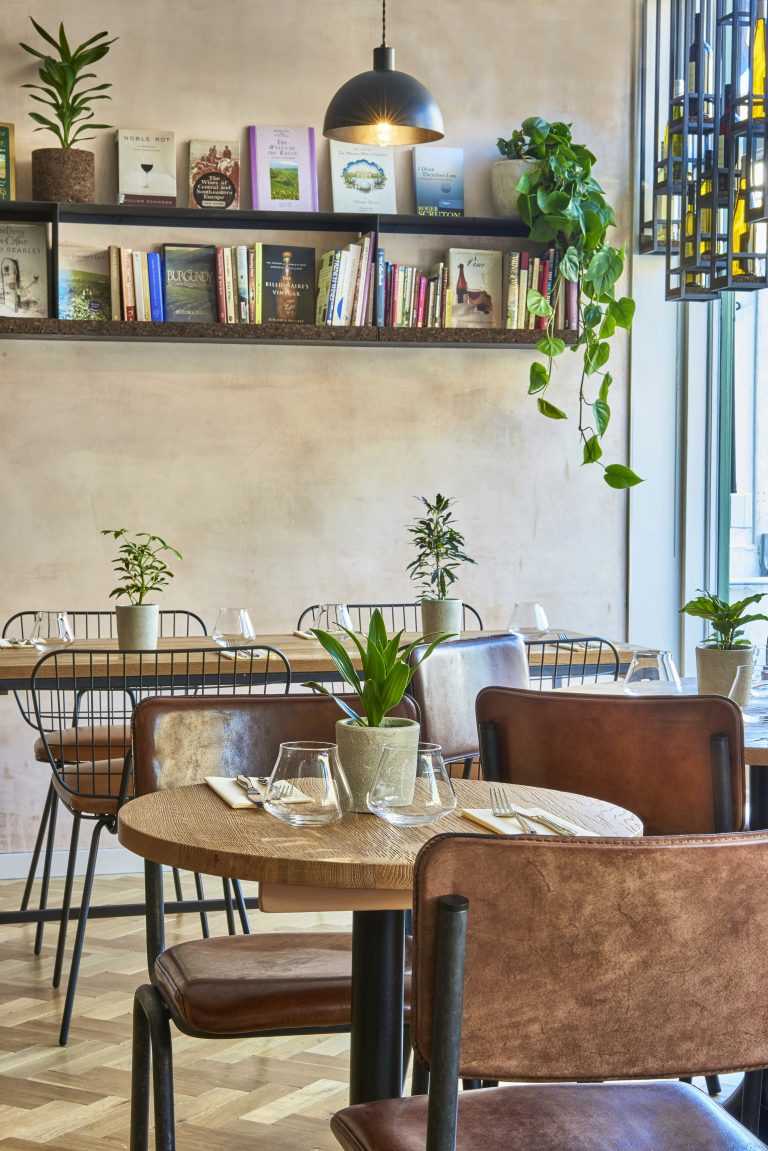 islington restaurant 2 15102024055452 768x1151