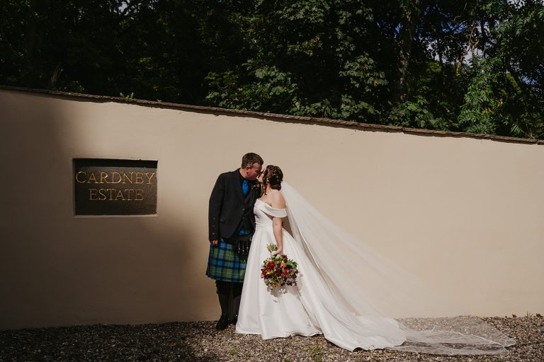 itsvictoriaphotography LeahStephenmrandmrsmclaren 455 768x512