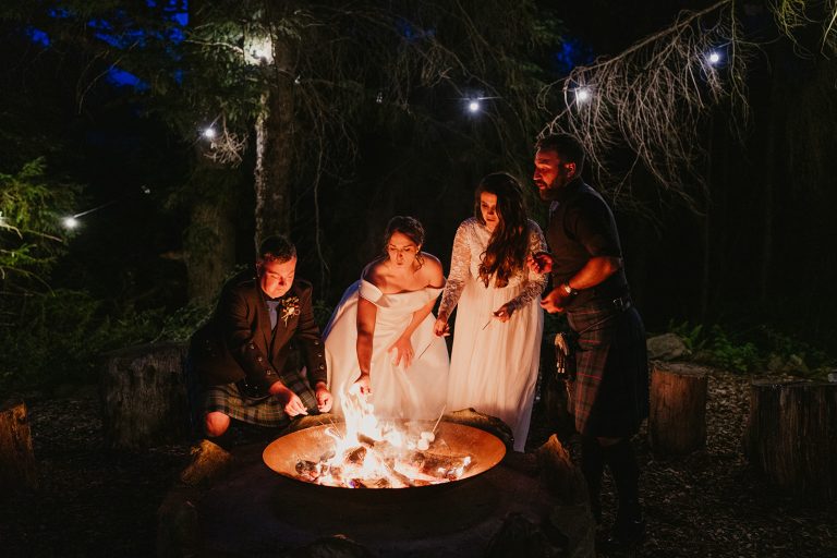 itsvictoriaphotography LeahStephenmrandmrsmclaren 989 768x512