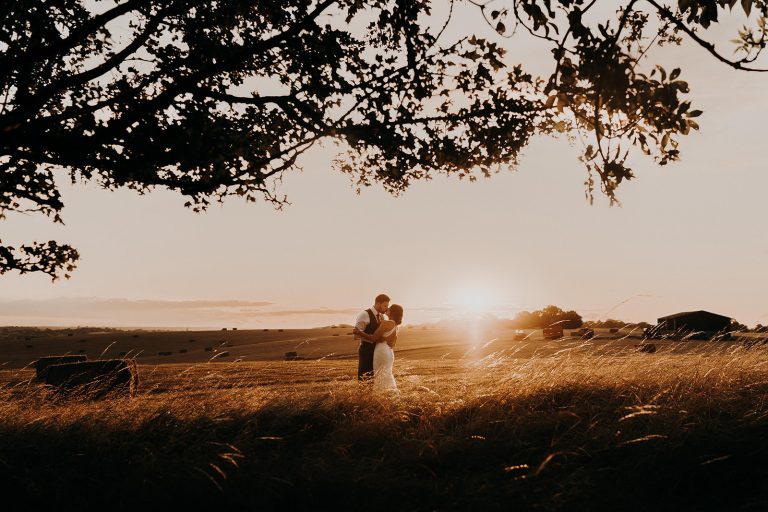 james laura wedding 482 768x512