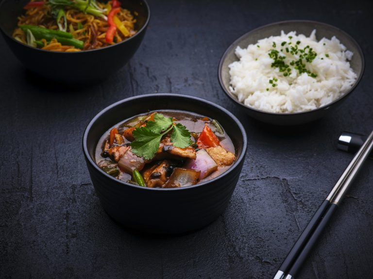 jodihinds 240213 shanghainoir chickenblackbean 014 27022024043830 768x576