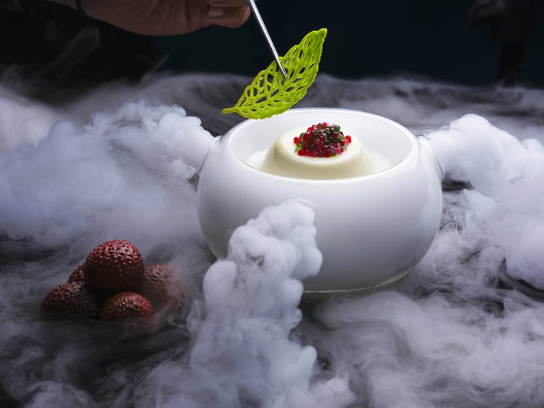 jodihinds 240213 shanghainoir coconutpannacotta 024 27022024043812 768x576