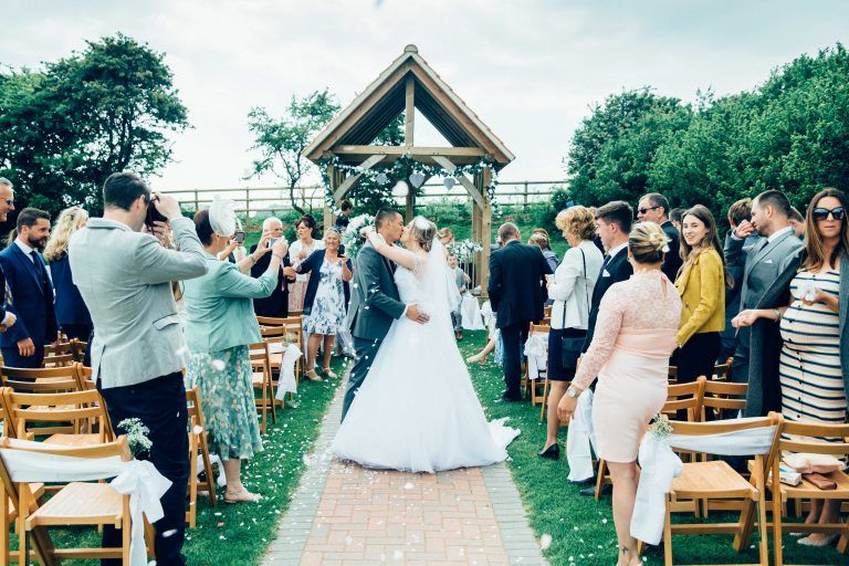 kirsty   matthew wed EhTlY 768x512