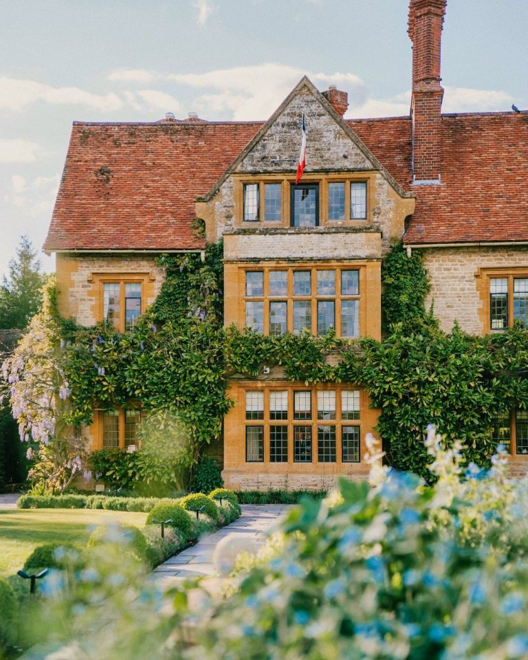 le manor review 06062023121238 768x960