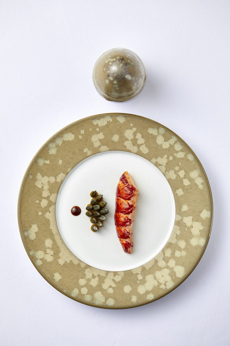 lobster roasted tail with pumpkin seed juice 2  27012023054322 768x1152