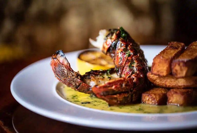lobster with potato fries 16102024025937 768x518