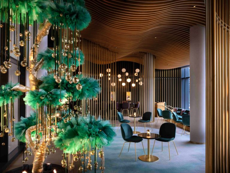 lonwi hithe and seek christmas tree 28112024094234 scaled 768x576