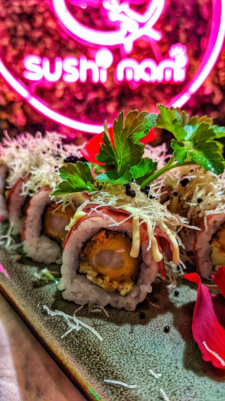 maki sushi 2 02042024114752 768x1365