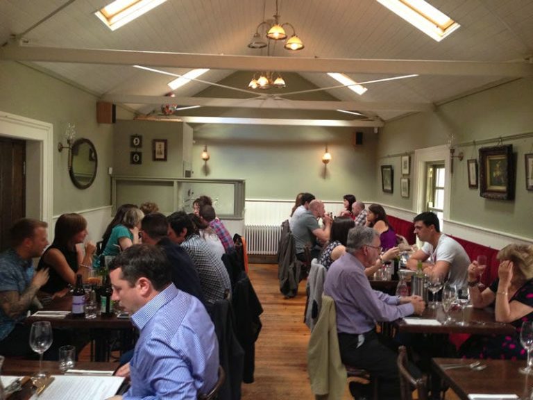 mollys yard belfast 06022020011828 768x576