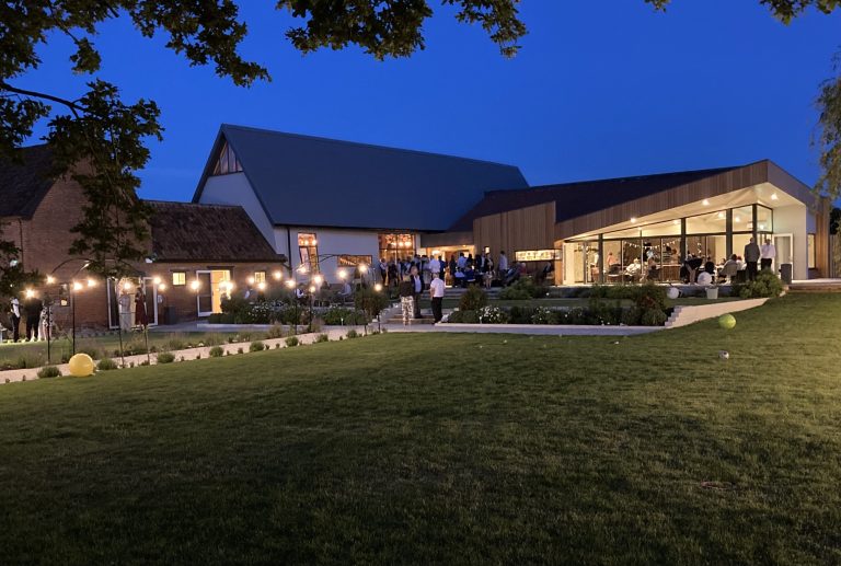 nightoutsidelights 1 768x517