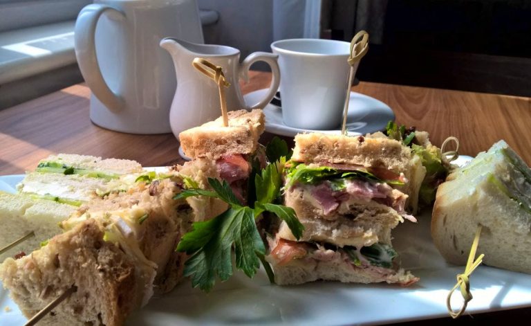 oue sarnies 1140x699 23042021012634 768x471