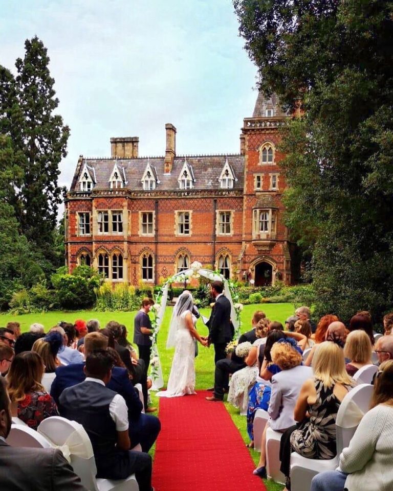 outdoorceremony 768x961