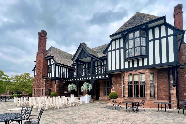 outsideceremo 768x512