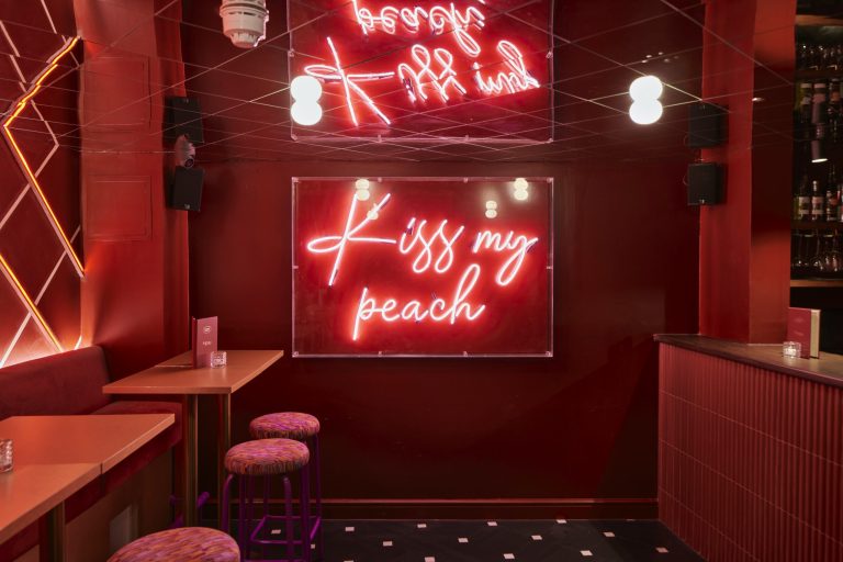 peachy queen neon sign 05092022100941 scaled 768x512