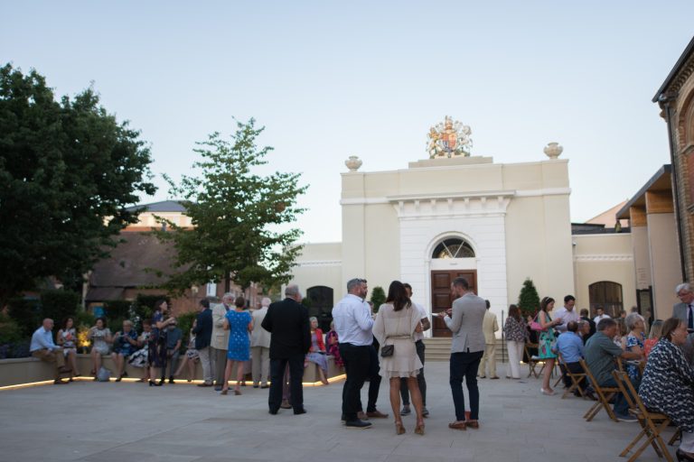 peopleincourtyard5 768x512