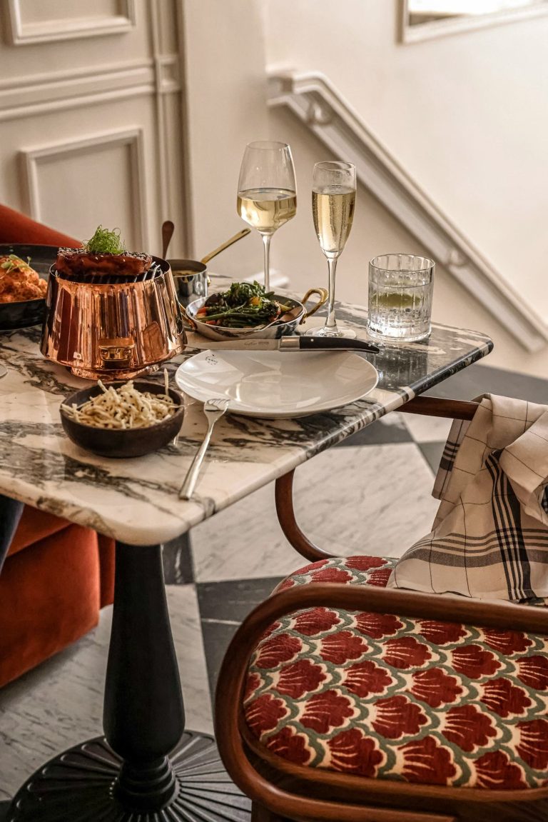 petit beefbar table meal 28052024122731 768x1151