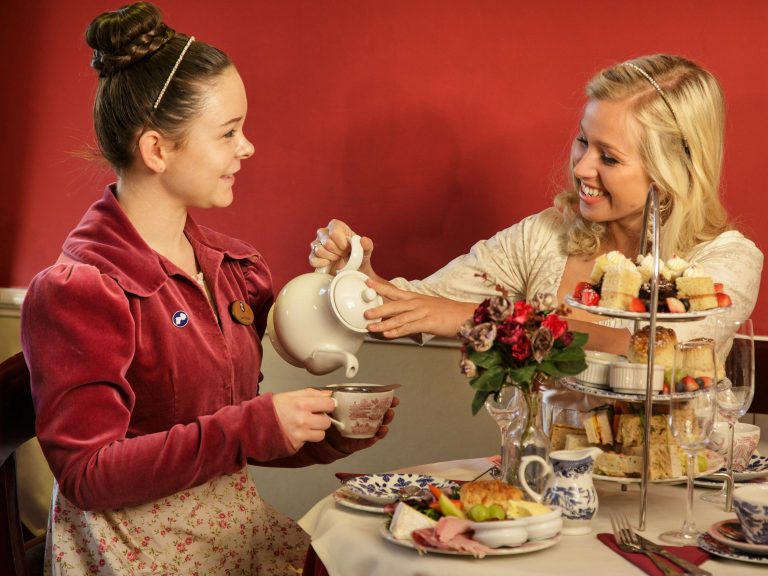 pf 32de7c30 5e09 45f0 9ded 23fe2078a164 pouringtea43 21082023035759 768x576