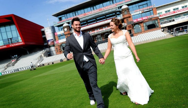 php eot 100415wedding 05email n6cdit 768x440