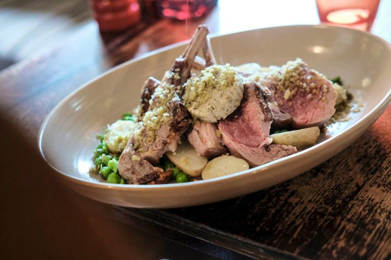 pilgrim inn southampton lamb chops 768x512