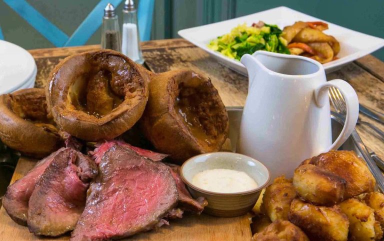 pitcher and piano roast dinner 13072021022334 768x482