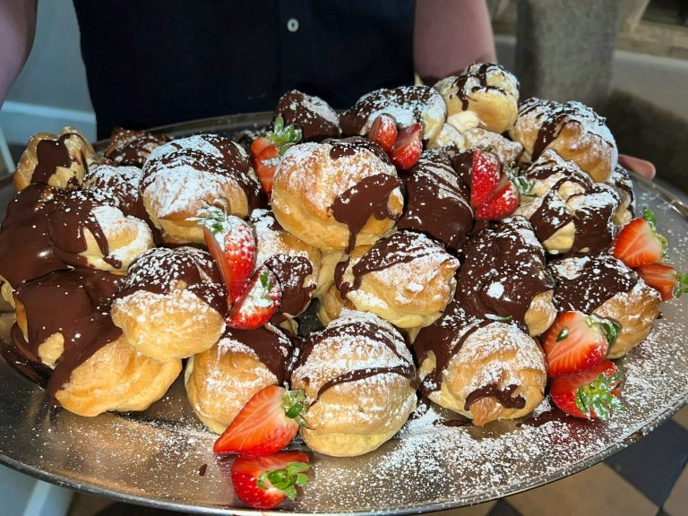 profiteroles 15052024124715 768x576