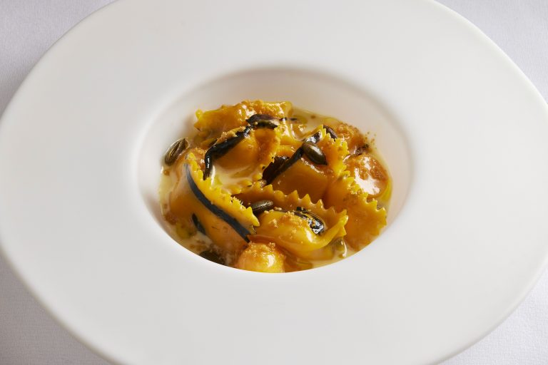 restaurant story review 08012024045801 768x512