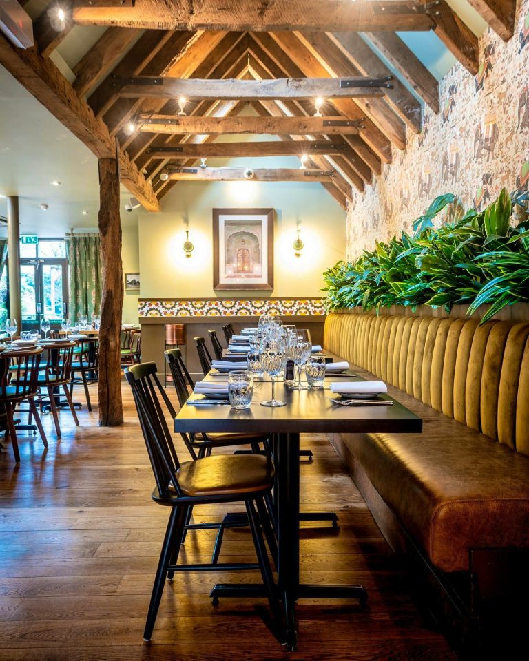 riwaz interior 26042023091014 768x960