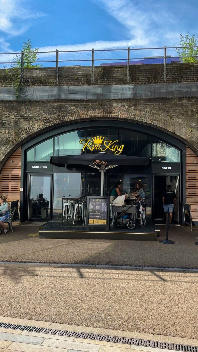 roti king waterloo restaurant 12122023020220 768x1364