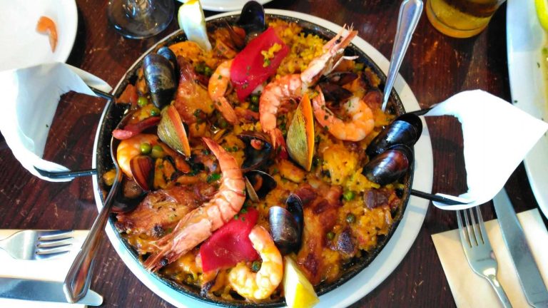 salsa tapas paella 768x432