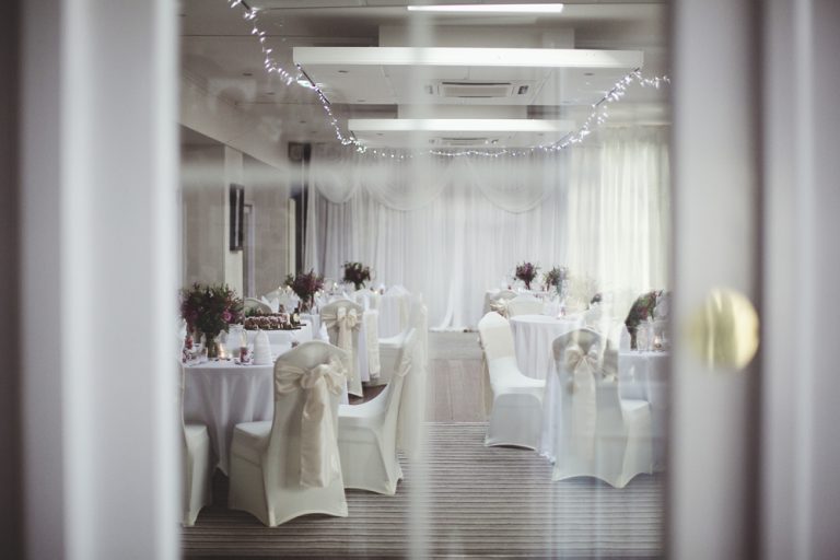 samsandersphotography wigan photographer wedding keith jayne hollandhallhotel upholland lancashire jpg 073 768x512