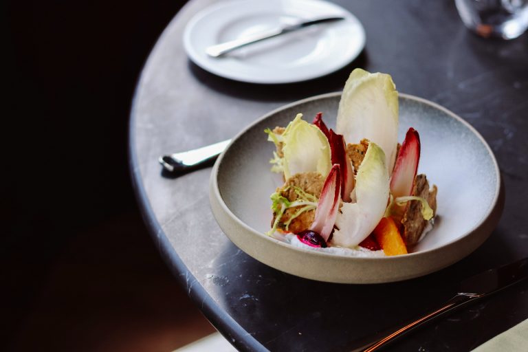 sil6 04072023095821 768x512