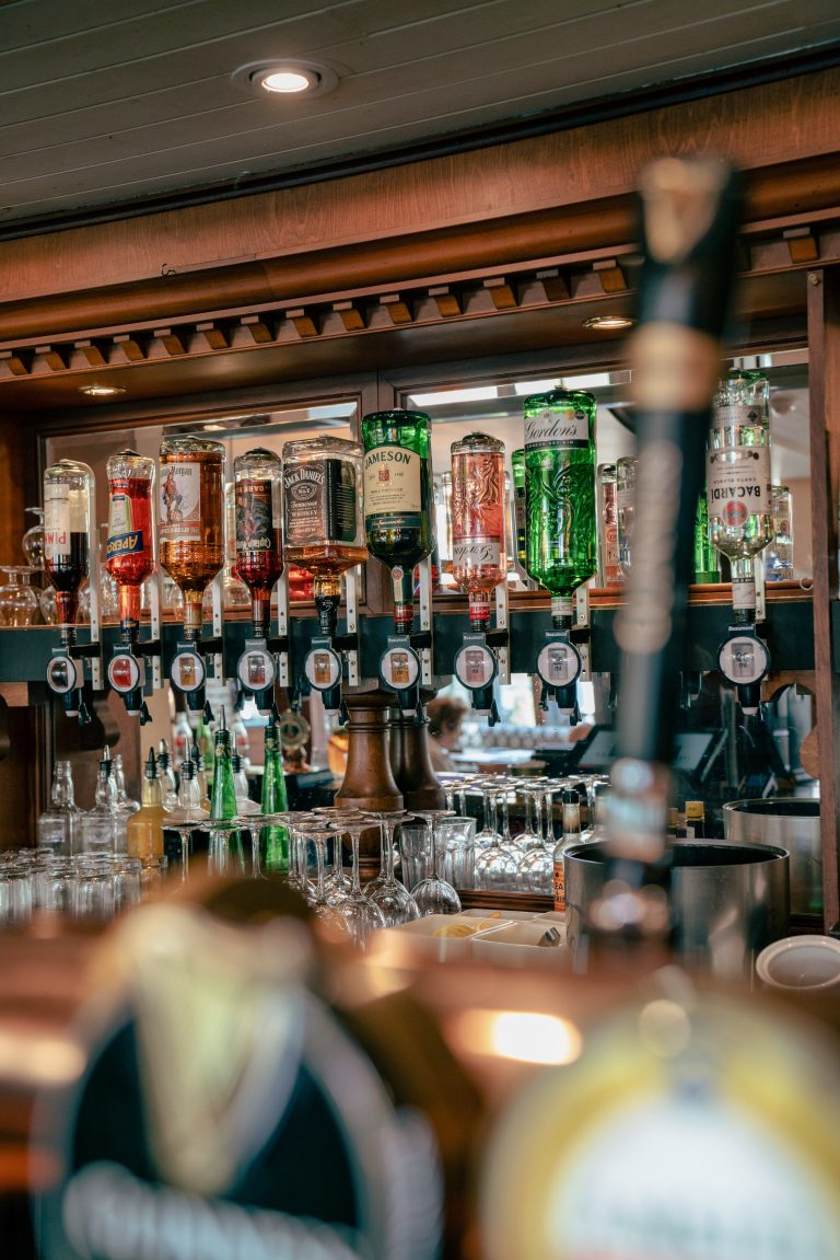 silv 255 03112023110238 768x1151