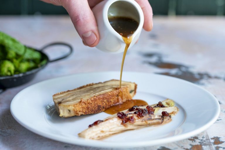 suckling pig 04072022113249 1 768x512