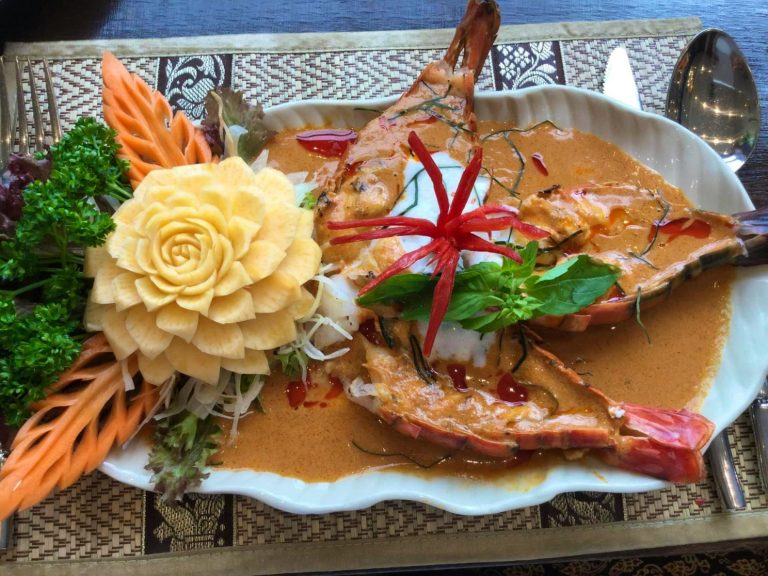 thai marina food 768x576