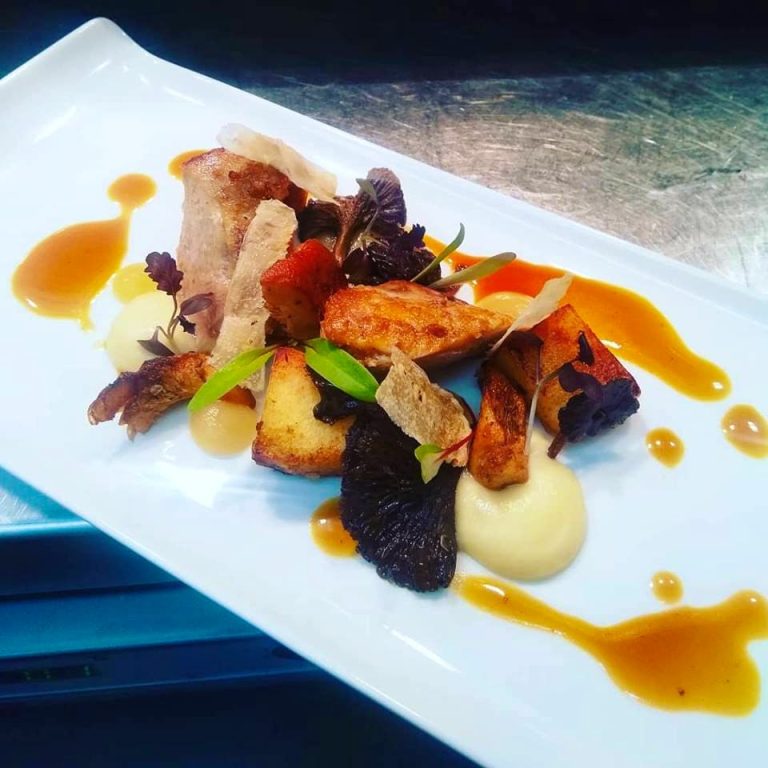 the bronze pig reservations 11062024012213 768x768