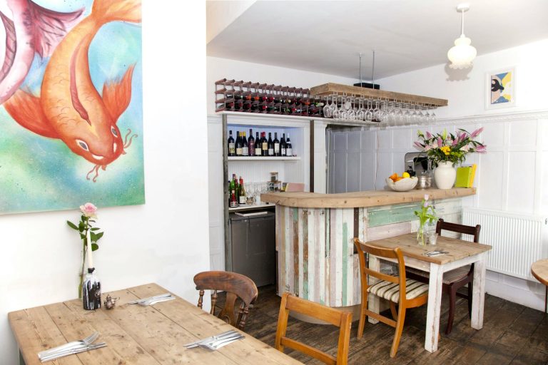 the folkestone winebar  24042024081100 768x512