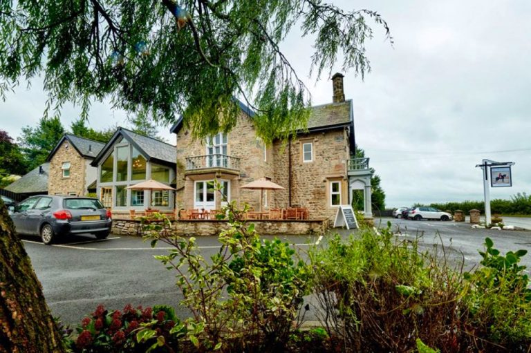 the highwayman 26032020095132 768x511