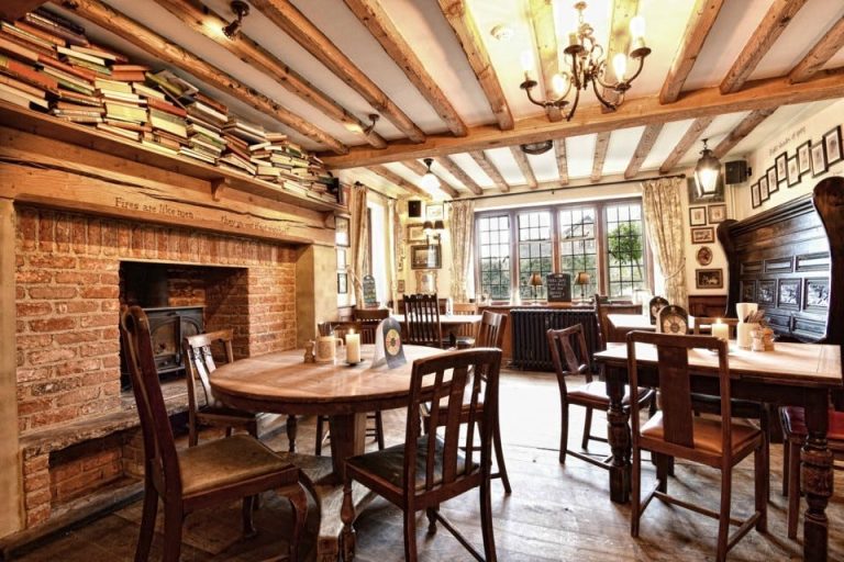 the hornbrook interior 768x512