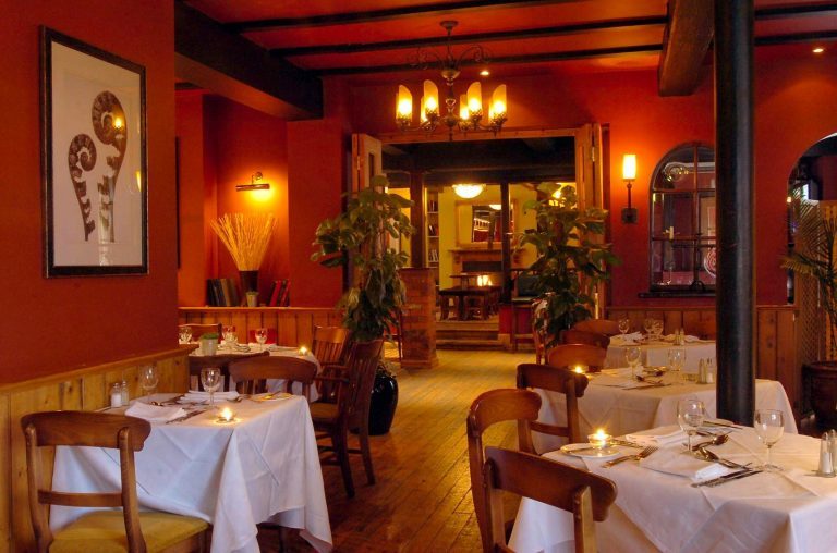the manor hotel brasserie 768x508