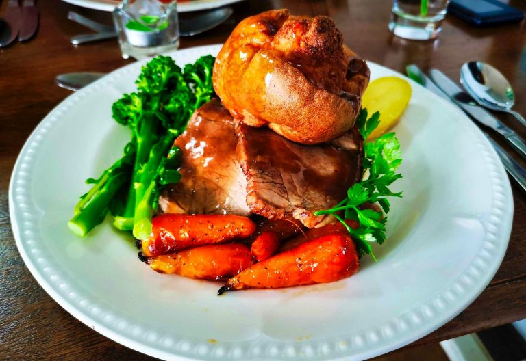 the railway inn froghall roast 20092022091952 768x528