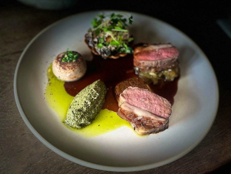 the red lion freshwater food 06032024120626 768x579