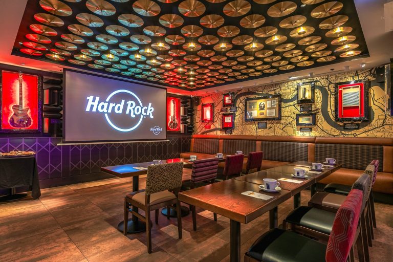 theatre style 2 05042024030210 768x512